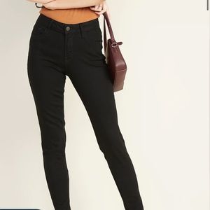 Black Skinny Jeans